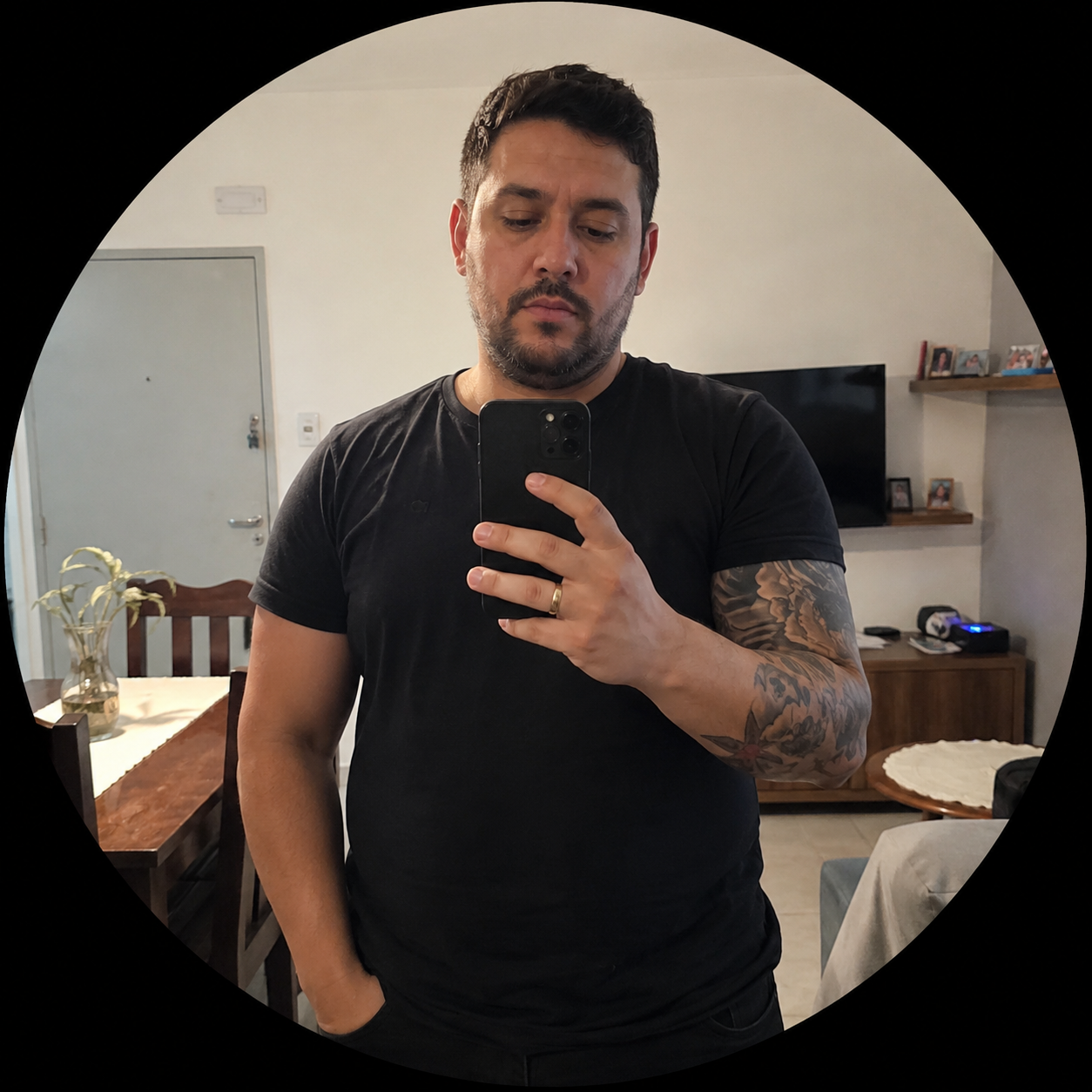 <em>Pablo Torres</em>